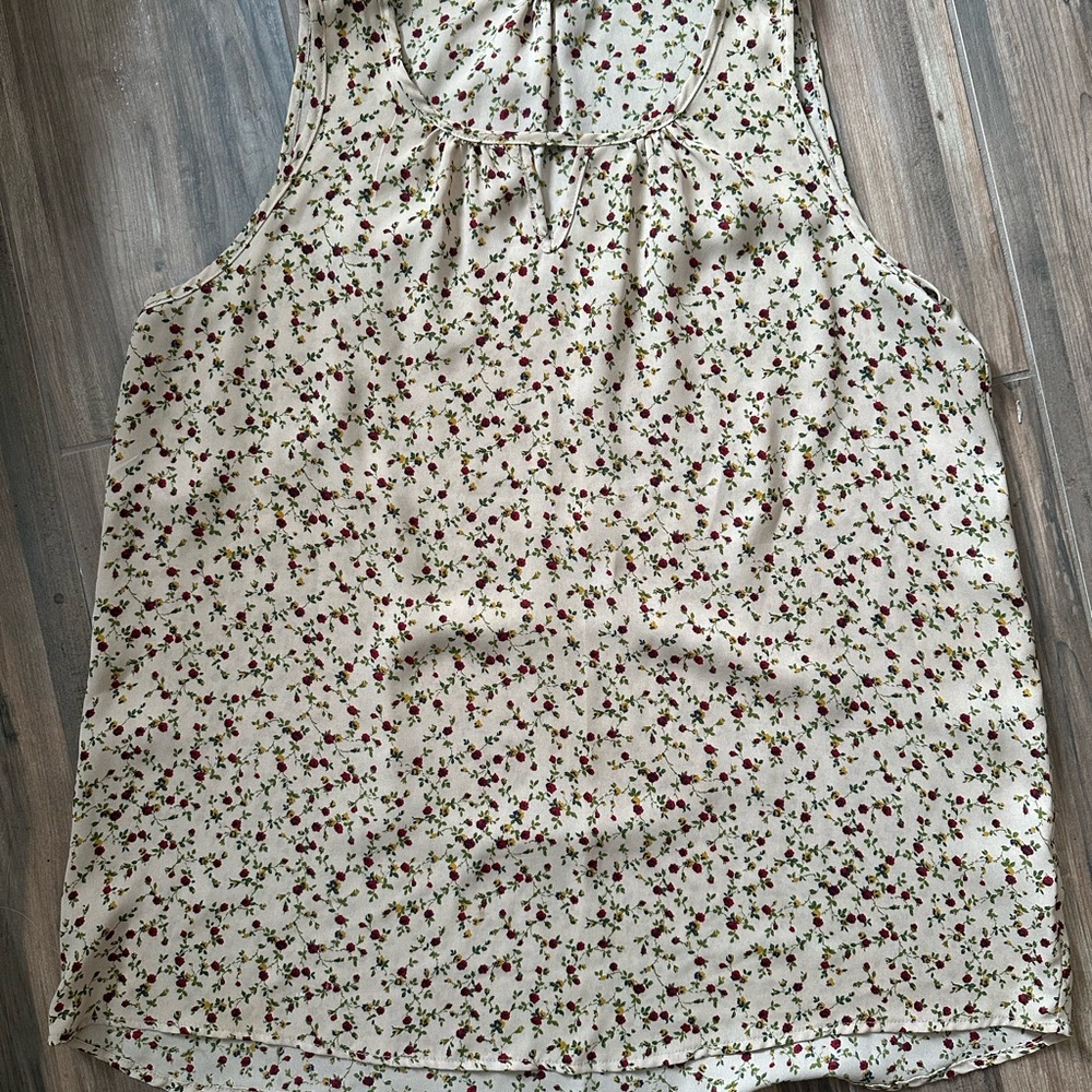 Pleione Cream Floral Tank Top